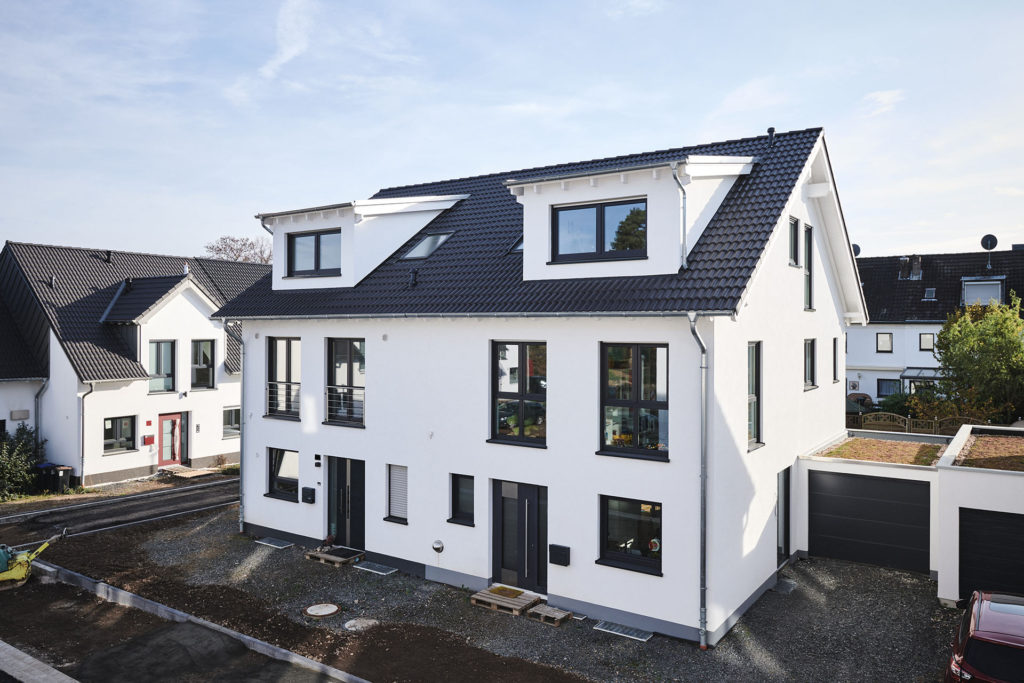 Finesse-110V_Strasse-1-1